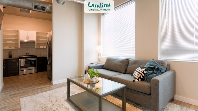 Photo - 160 16th St N Unidad 411.3067