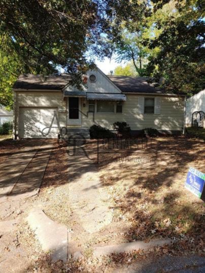 Building Photo - 462 Fieldcrest Dr