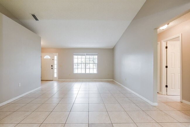 Photo - 1999 Excalibur Dr