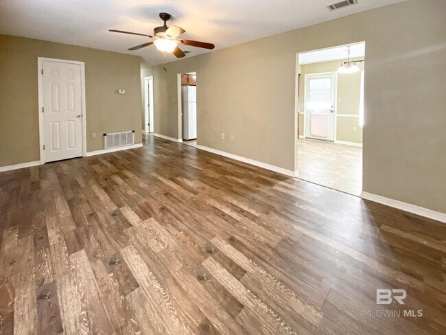 Photo - 21846 Mahan Dr