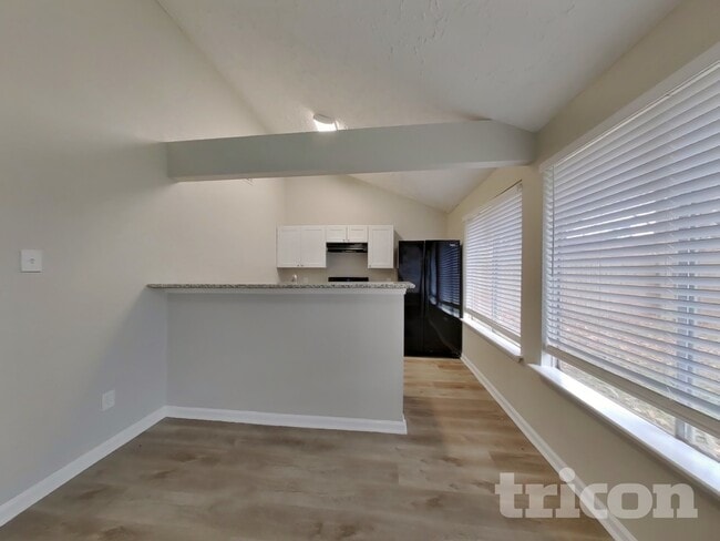 Photo - 10919 Almond Grove