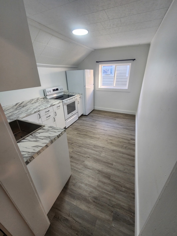 Photo - 308 Prentice Ave