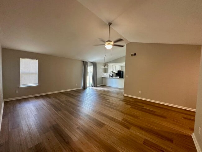 Photo - 3116 Whirlaway Trail