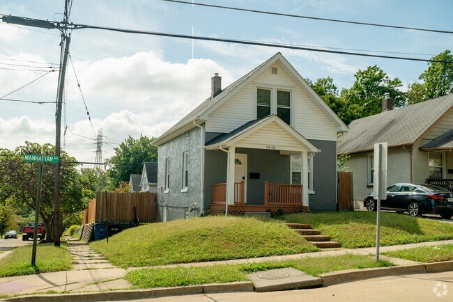 Building Photo - 3548 Manhattan Ave Rental