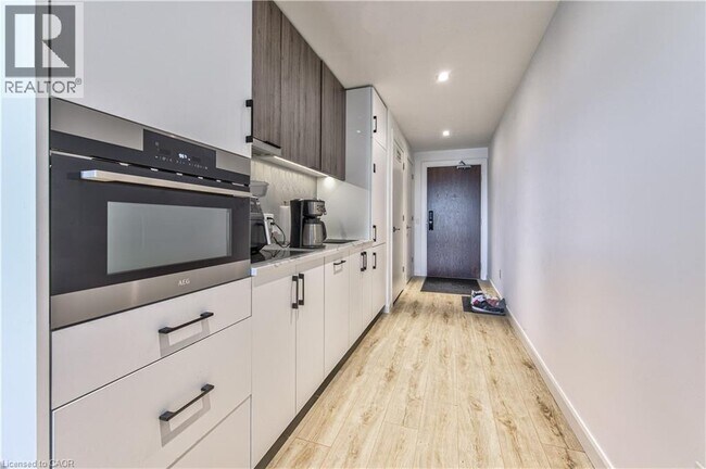 Photo - 741 King St W Unit 1504