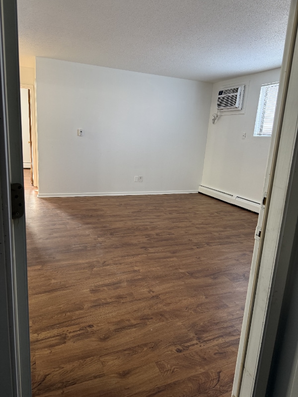 Photo - 310 NW Chapel Dr