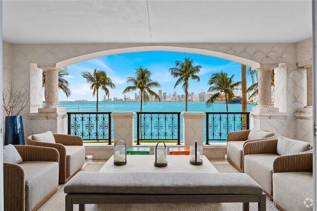 Building Photo - 5325 Fisher Island Dr Unit 5325 Rental