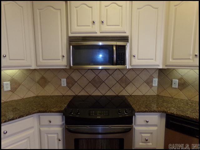 31 Bristol Ct