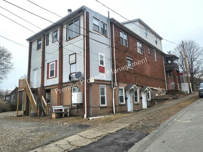 Photo - 1301 Beaver Midland Rd Apartment Unit 1A