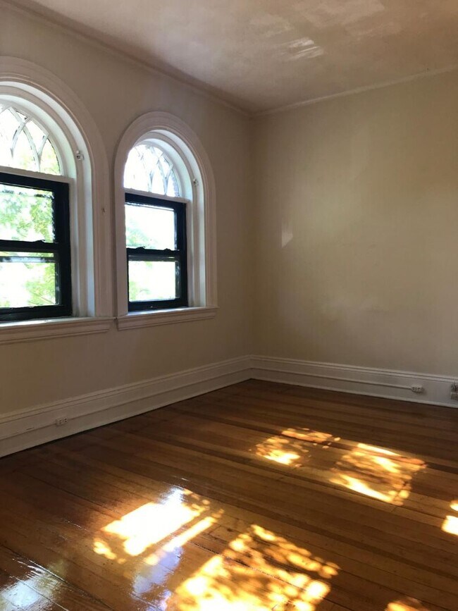 Photo - Newbury St 2bed / 1bath available 9/1/2026 - $3995