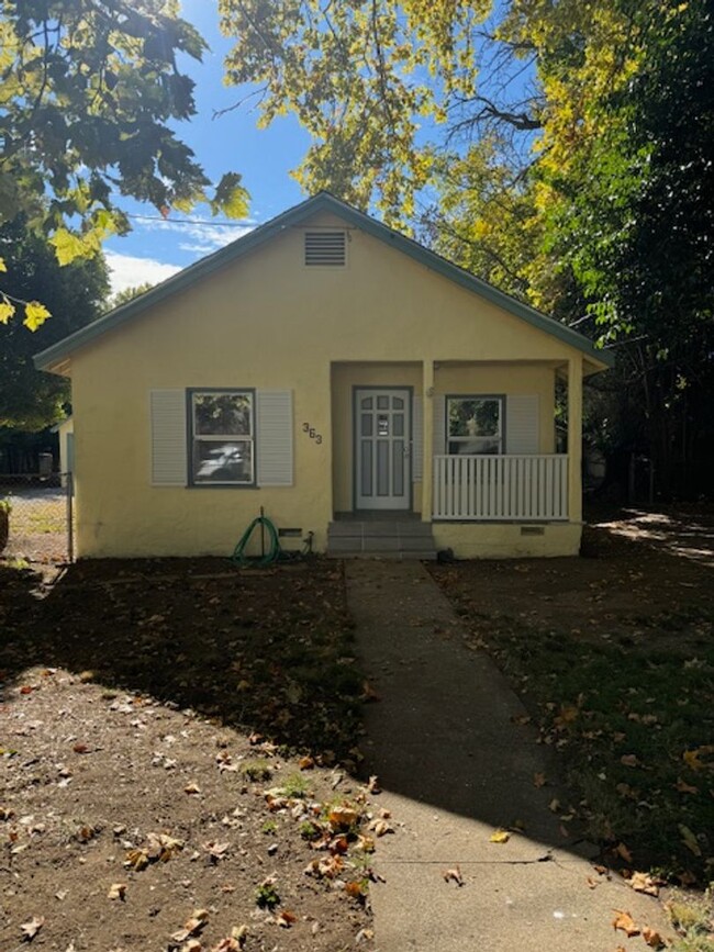 Home with Large yard near Sacramento River - Home with Large yard near Sacramento River