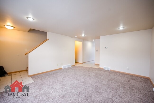 Photo - 2137 S Broadway