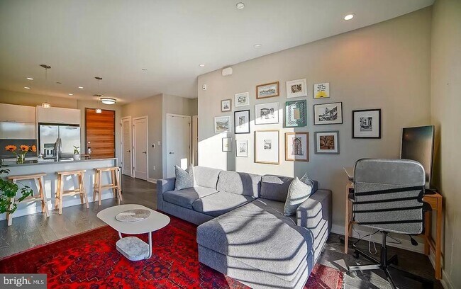 Photo - 1350 Maryland Ave NE Unit 304