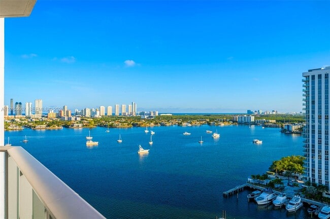 Building Photo - 17301 Biscayne Blvd Unit 1803