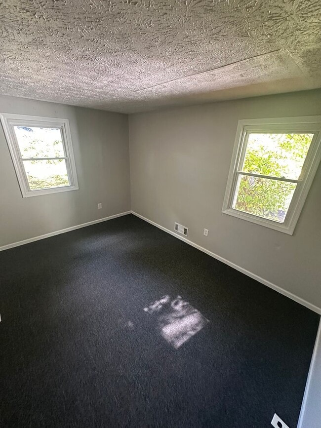 Photo - 35 Aurora St