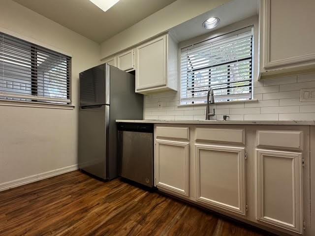15151 Berry Trail Unidad 805