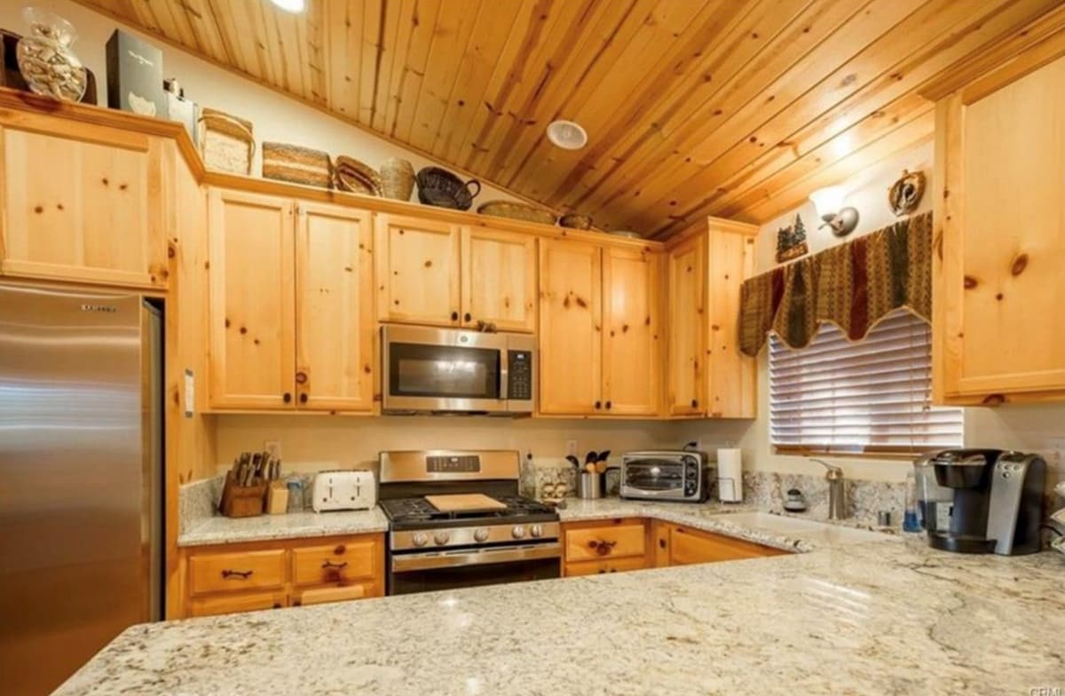 Photo - 2089 Shady Ln