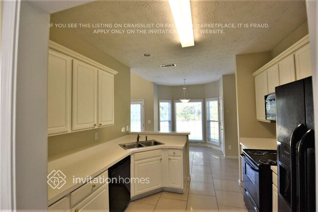 Photo - 2905 Meadow Gate Way