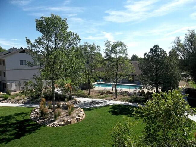 Photo - 1705 Heatheridge Rd