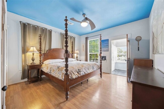 Photo - 405 W Drew St