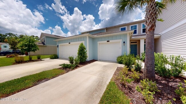 Photo - 102 Pomona Wy Townhome