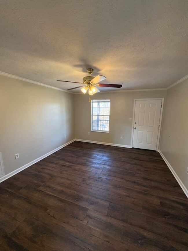 Photo - 4051 Wynn St Unit 2