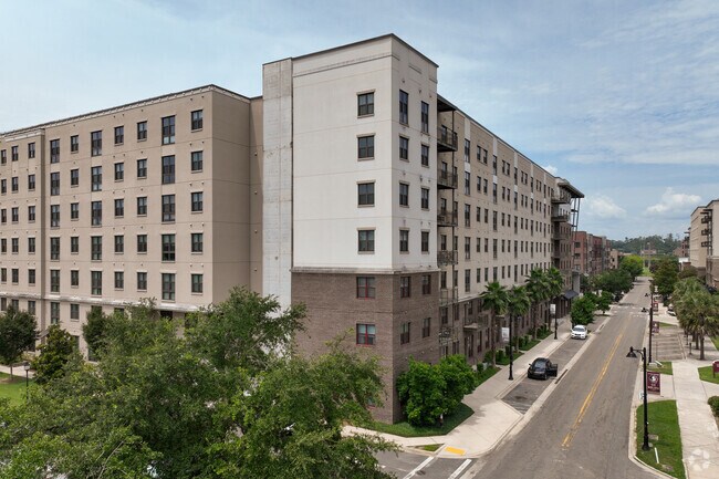 Primary - CollegeTown at Madison Street