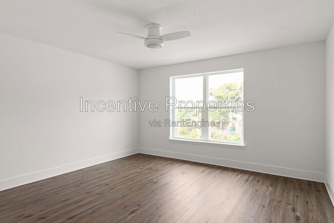 Photo - 431 Braddock Ave