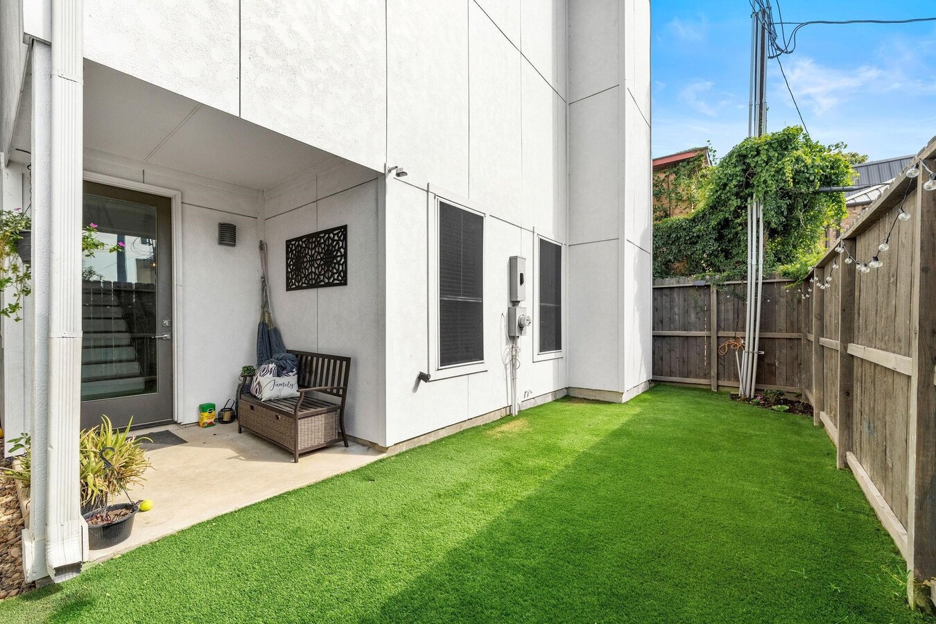 Photo - 4621 Chartres St