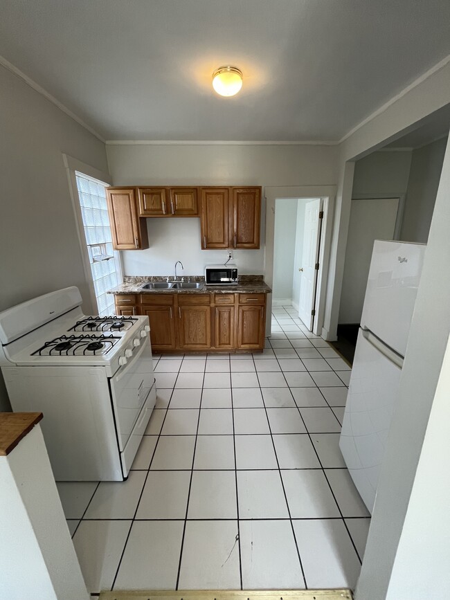 Photo - 231 Doty St Unit 231 Doty st