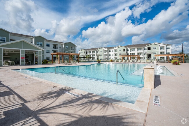 Piscina - Meridian City Park