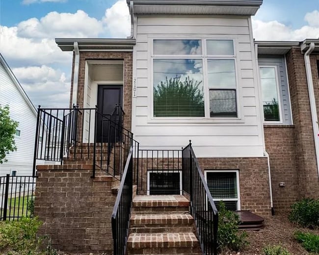 Building Photo - 2101 Statesville Ave Rental