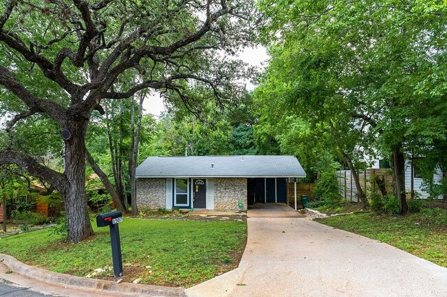 Building Photo - 1507 Grayford Dr