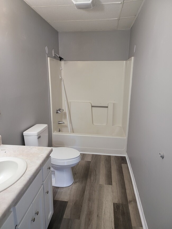 Photo - 572 Meadow St Unit 9