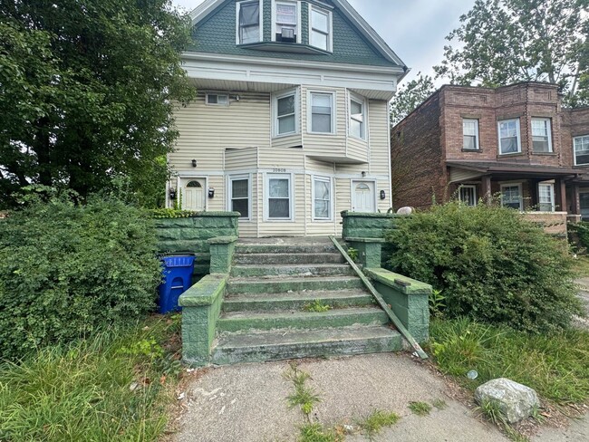 Building Photo - 10808 St Clair Ave. Unit 1