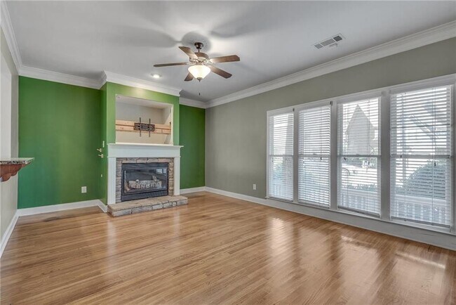 Photo - 1387 Village Creek Cir