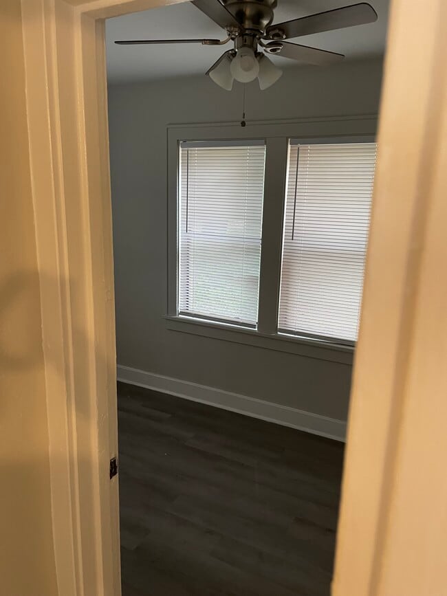 Photo - 1250 5th St NE