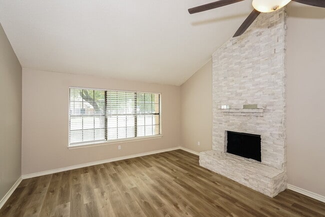 Photo - 2119 Cold Springs Dr