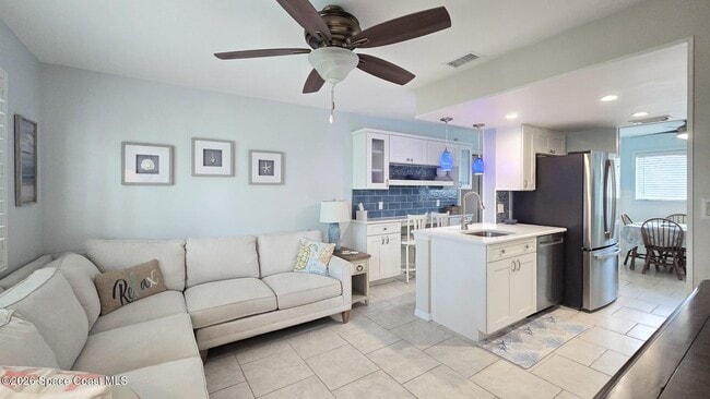 Photo - 608 Beach Park Ln Unit V257