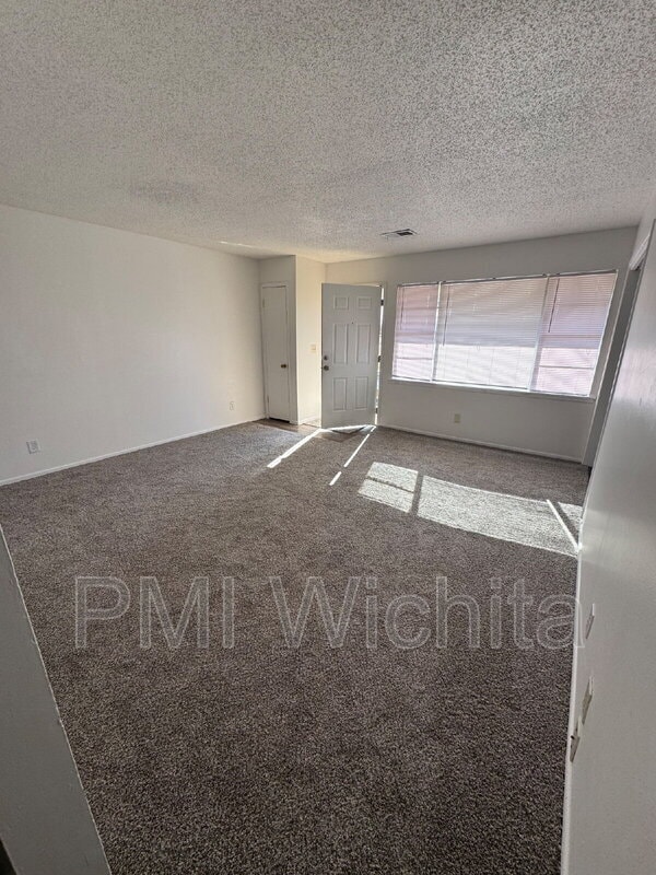 Photo - 1508 W Esthner Ave