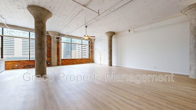 Photo - 2000 Arapahoe St Unit 403