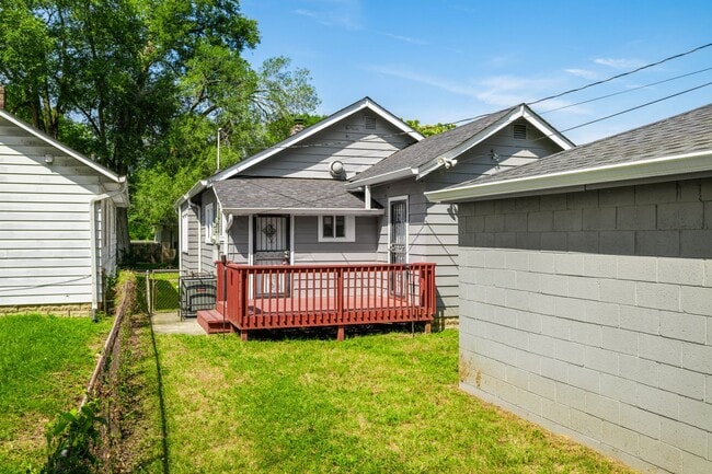 Photo - 1215 N Warman Ave