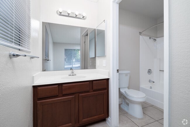 2BR, 2BA - 901SF - Second Bathroom