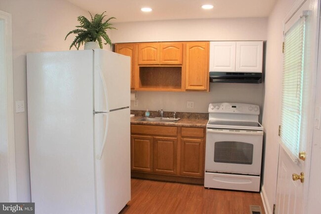 Photo - 117 Cornell Rd