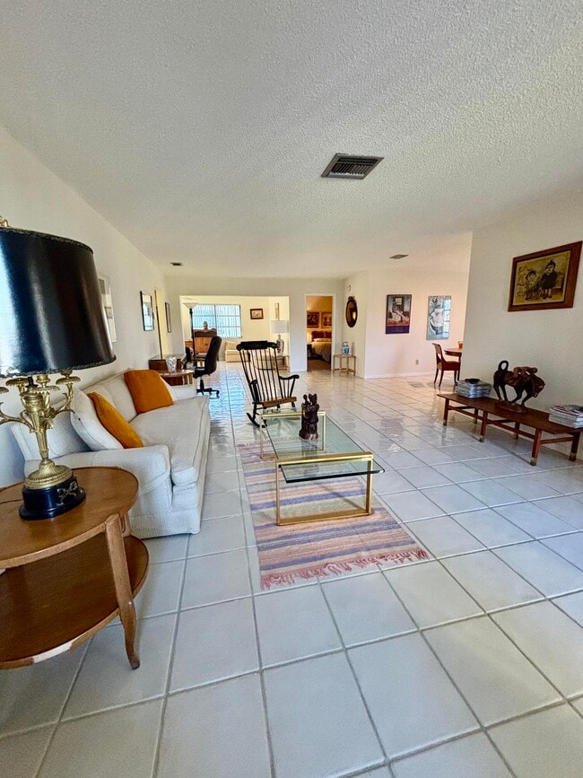 Photo - 6110 Ambertree Ln