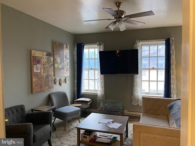 Photo - 44 S Loudoun St Unit 12