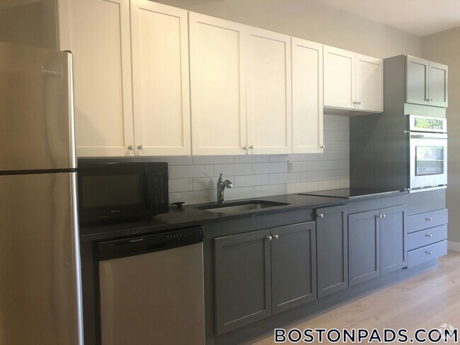 Building Photo - 35 S Huntington Ave Rental