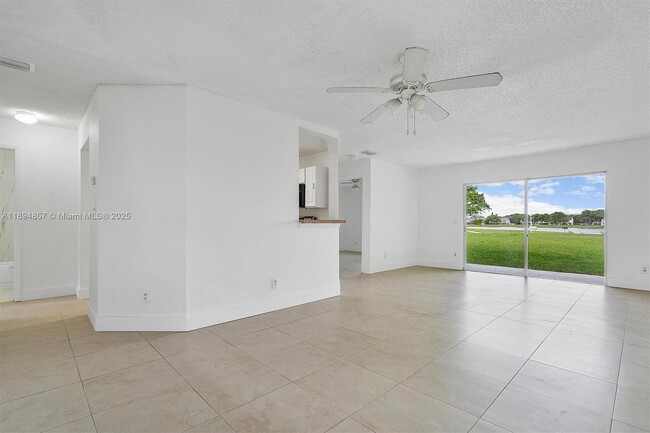 Photo - 3417 NW 44th St Unit 103