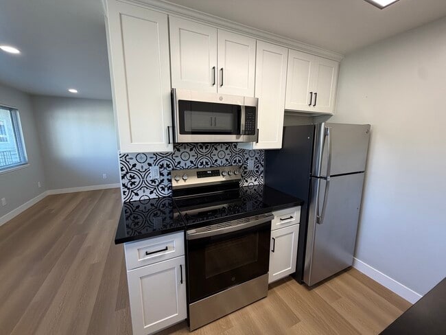 Photo - 14433 Bancroft Ave Unit 33