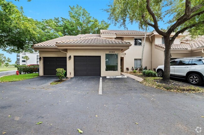 Building Photo - 16364 Malibu Dr Rental